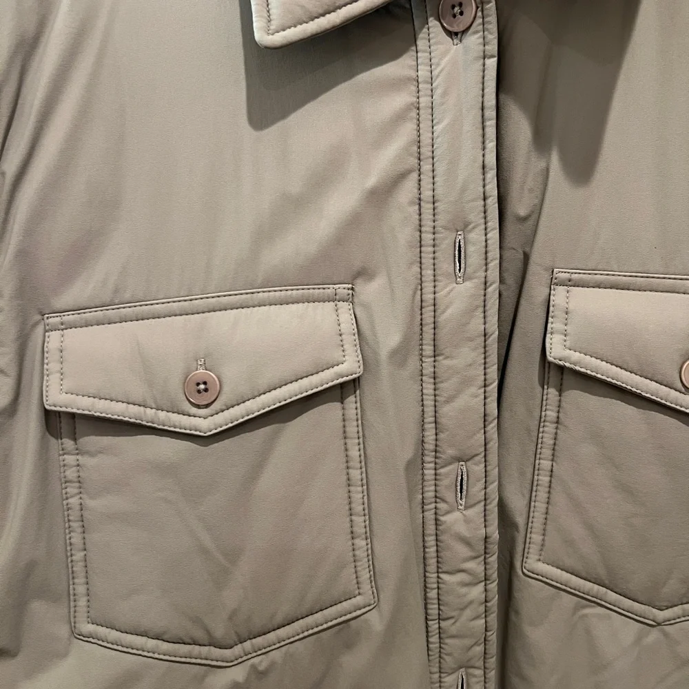 Aritzia Light Olive Green Lightweight Puffer Shirt Jacket - Picture 2 of 4